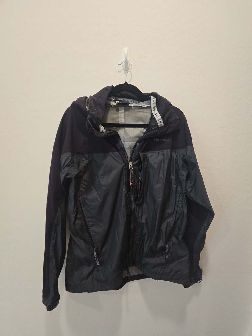 Marmot Rain Jacket Black Waterproof Hooded Windbreaker